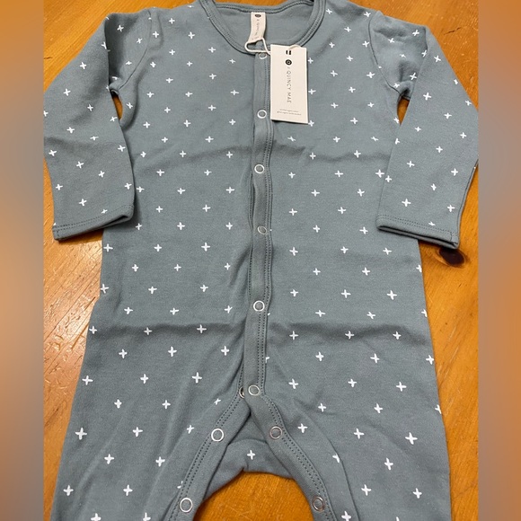 🆕 *FINAL* Quincy Mae footed sleeper, Color: Sea, Plus design, organic cotton PJ - Picture 5 of 11